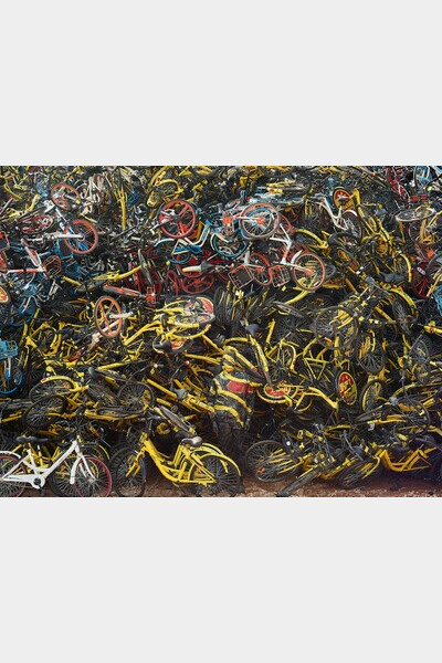 LIU BOLIN - LITTLE YELLOW BICYCLES’ GRAVE, 2018