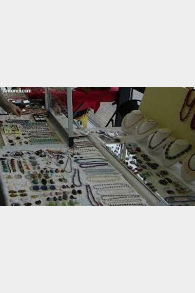 stand de bijoux